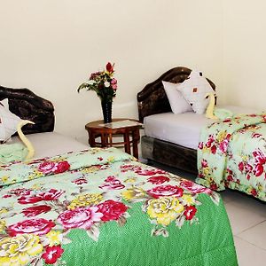 Chambre Juste Pour Hommes Dortoir